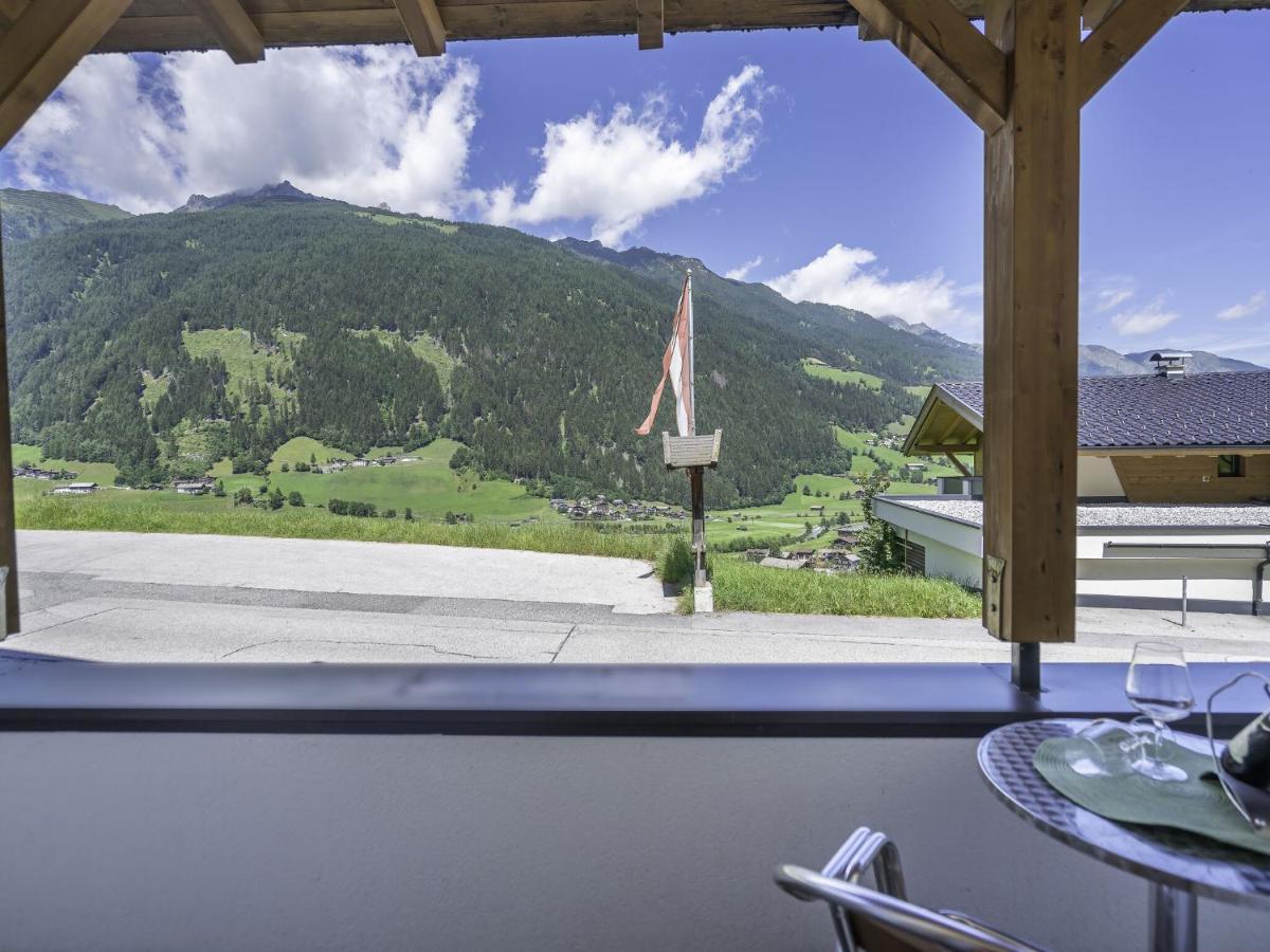 Apartment In The Stubai Valley With A Balcony Neustift im Stubaital Exterior photo